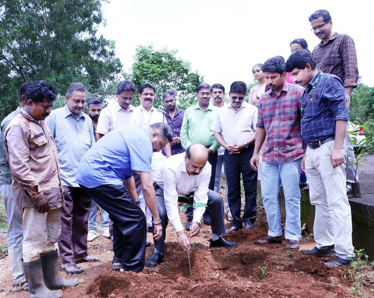 കേരള  യൂണിവേഴ്സിറ്റി ഓഫ് ഹെൽത്ത് സയൻസസ് തൃശൂർ; ജൂൺ 5 പരിസ്ഥിതി ദിനാചരണം